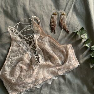 Gorgeous Lace Bralette in blush and white